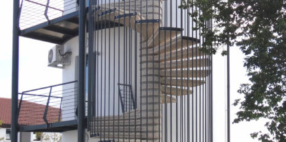 Scala chiocciola ICEM in cemento armato