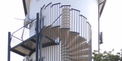 Scala chiocciola ICEM in cemento armato